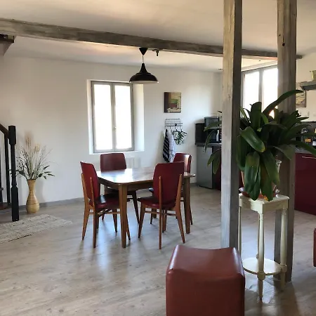 Le De L Abreuvoir Bergicourt